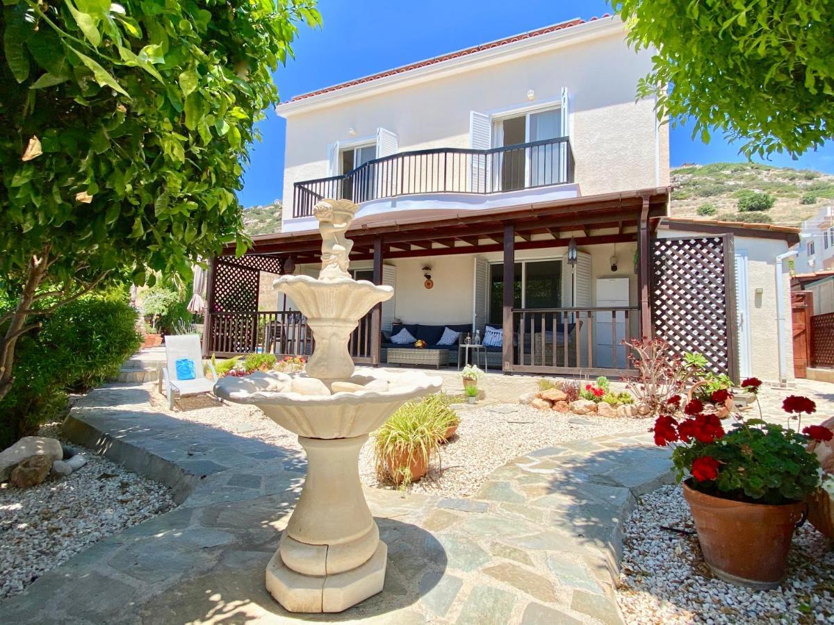 Villa Alicia With Priv Pool, Beautiful Garden And Shady Veranda- 5 Min To The Beach Пея Екстериор снимка