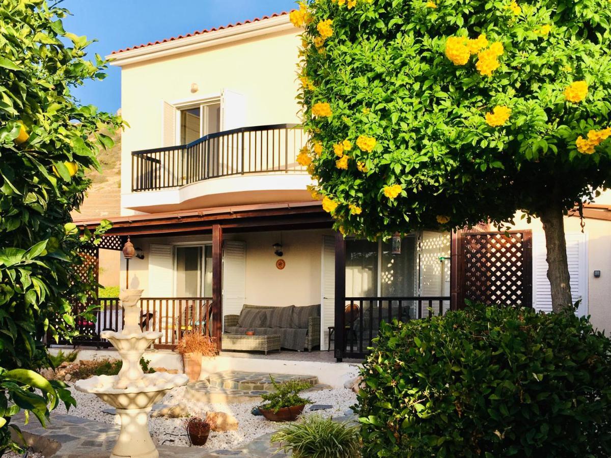 Villa Alicia With Priv Pool, Beautiful Garden And Shady Veranda- 5 Min To The Beach Пея Екстериор снимка